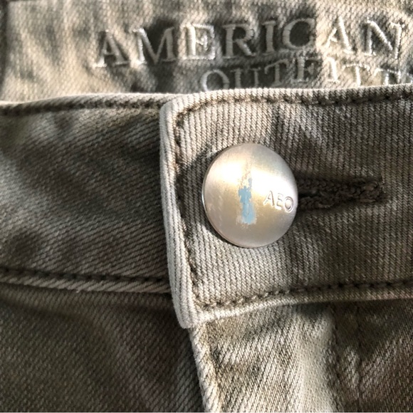 American Eagle Super Stretch Hi-Rise Shorty Green Shorts - Picture 3 of 5